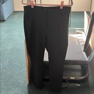 Express navy ankle trousers w/ front pockets & belt loops, & in size 12 short